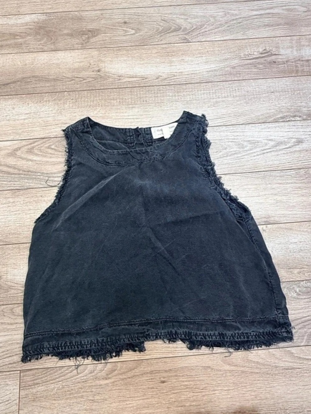 cloth & stone Tencel Frayed Hem Tank Crop Top Size Small